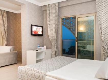 Grand Ring Hotel تورنگار