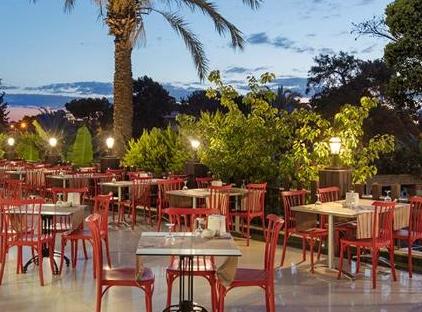 Grand Ring Hotel تورنگار