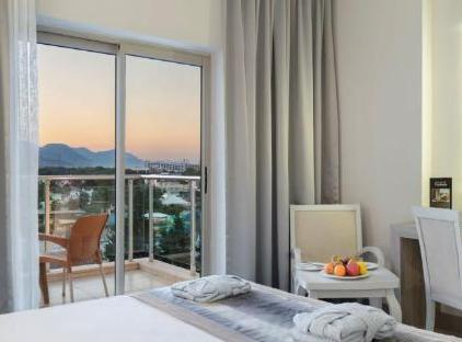 Grand Ring Hotel تورنگار