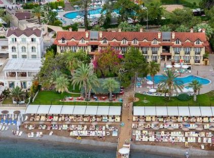 Grand Ring Hotel تورنگار