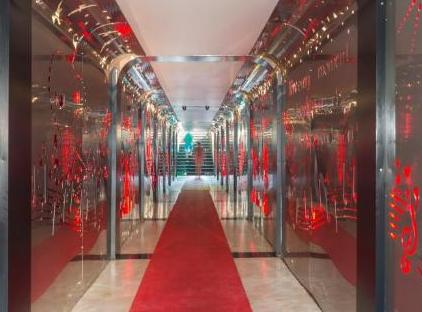 Grand Ring Hotel تورنگار