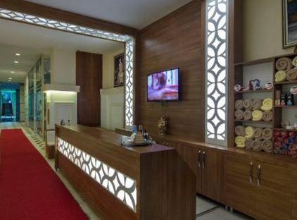 Grand Ring Hotel تورنگار
