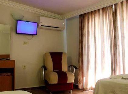 Britannia Hotel تورنگار
