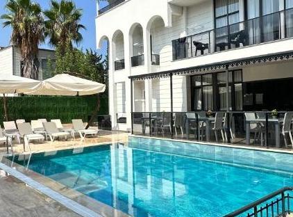 JEST OTEL تورنگار