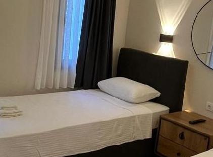 JEST OTEL تورنگار