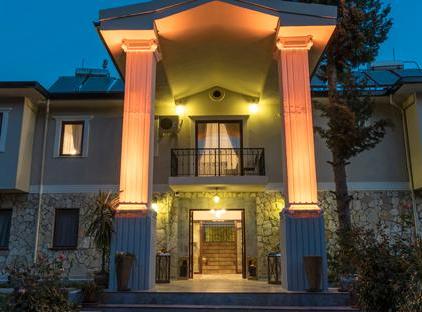 Otto Palace Boutique Hotel تورنگار