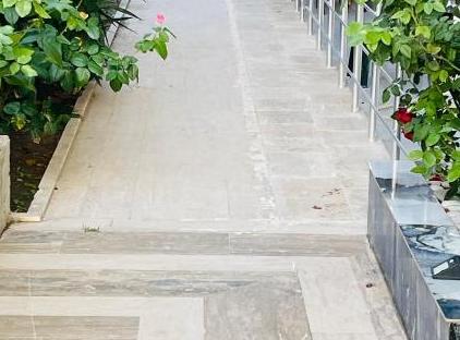 Best Hotel تورنگار