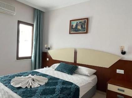 Best Hotel تورنگار