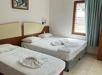 Best Hotel تورنگار