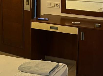 Best Hotel تورنگار