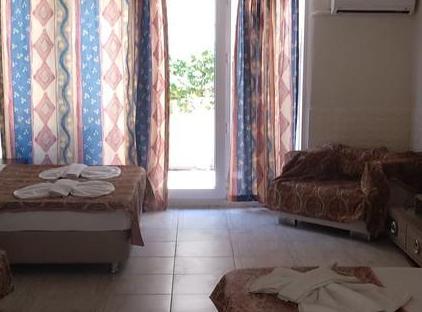 Romeo Otel تورنگار
