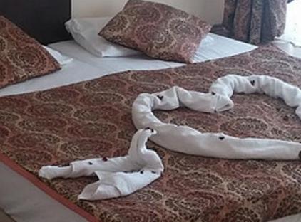 Romeo Otel تورنگار