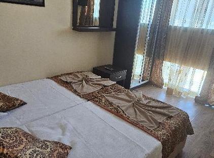 Romeo Otel تورنگار