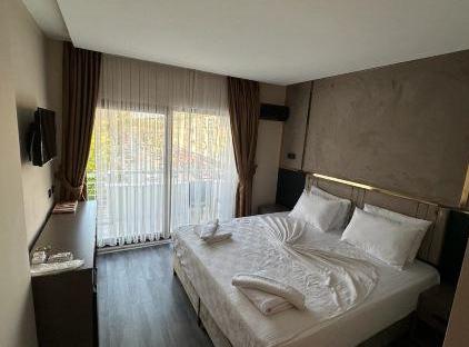 Vois Kemer Hotel تورنگار