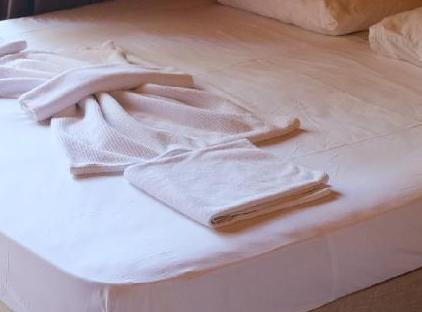 WOODLINE HOTEL تورنگار