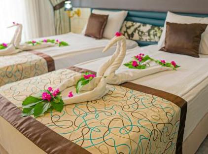 RIOS BEACH HOTEL تورنگار