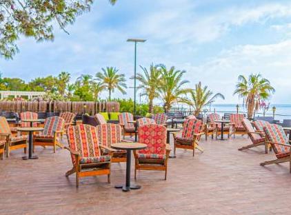 RIOS BEACH HOTEL تورنگار