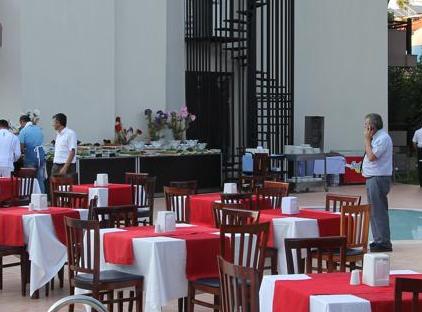 RIOS BEACH HOTEL تورنگار