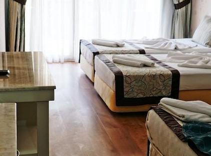 RIOS BEACH HOTEL تورنگار