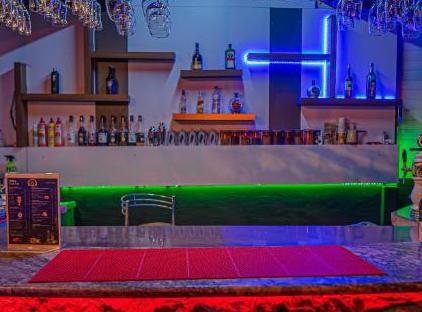 RIOS BEACH HOTEL تورنگار