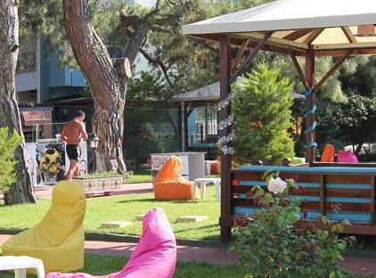RIOS BEACH HOTEL تورنگار