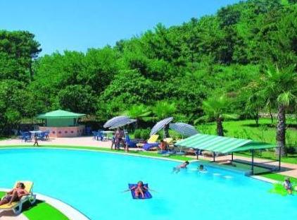 RIOS BEACH HOTEL تورنگار