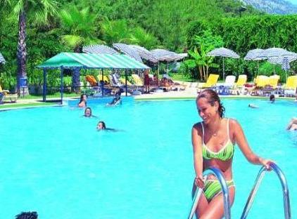 RIOS BEACH HOTEL تورنگار