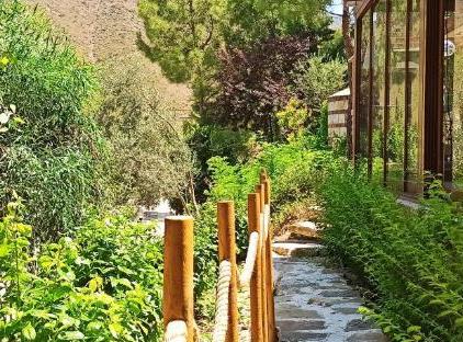 Swiss Eviniz Hotel تورنگار