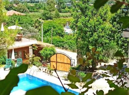Swiss Eviniz Hotel تورنگار