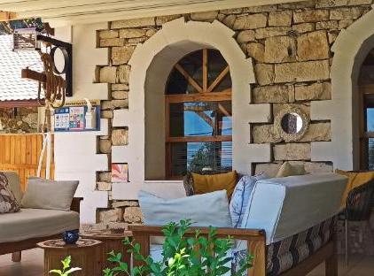 Swiss Eviniz Hotel تورنگار