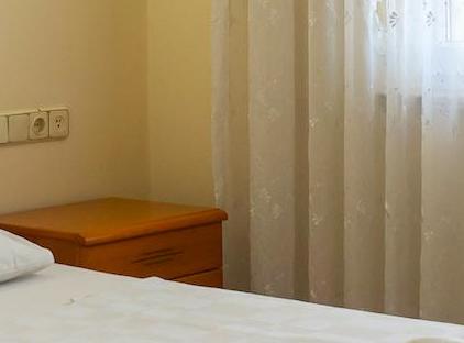 Tal Beach Hotel تورنگار