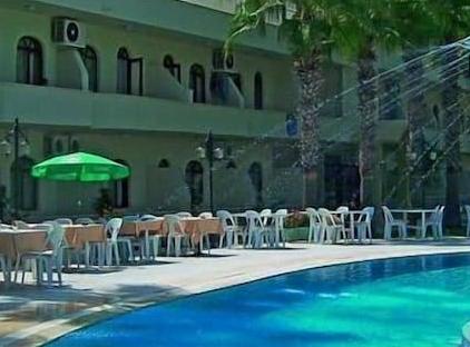 Tal Beach Hotel تورنگار