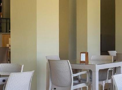 Tal Beach Hotel تورنگار