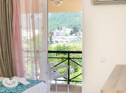 Beldibi Beach Hotel تورنگار