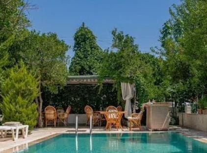 Felicity Hotel & Bungalows تورنگار