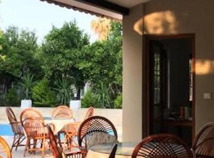 Felicity Hotel & Bungalows تورنگار