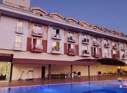 Ares Blue Hotel تورنگار