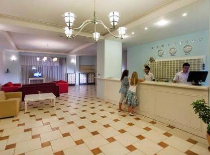 Ares Blue Hotel تورنگار
