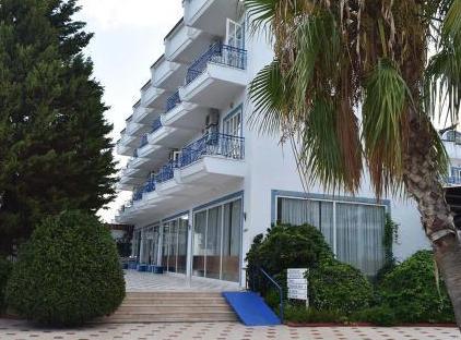 Ares Blue Hotel تورنگار