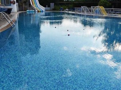 Ares Blue Hotel تورنگار