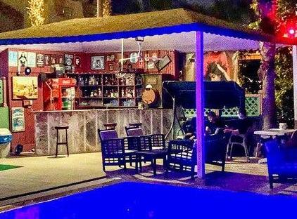 LATİNO HOTEL تورنگار