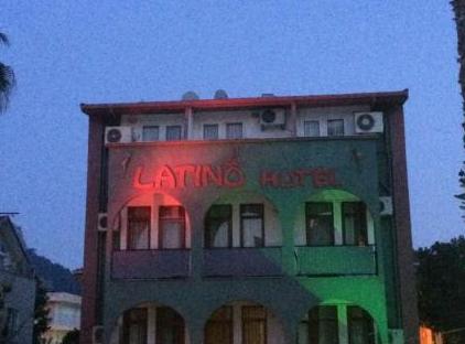 LATİNO HOTEL تورنگار