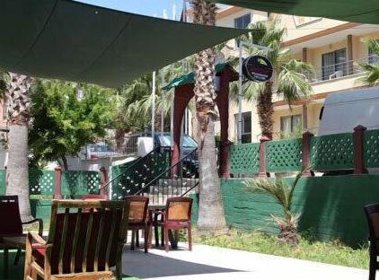 LATİNO HOTEL تورنگار