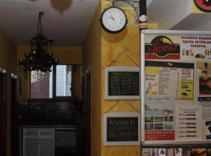LATİNO HOTEL تورنگار