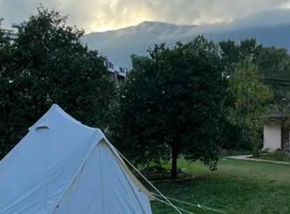 7 Garden Bungalow and Camping تورنگار