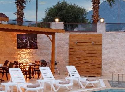 LE MARDEN HOTEL SPA تورنگار
