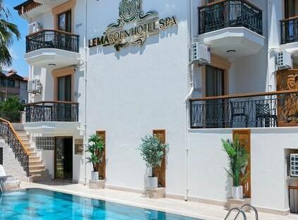 LE MARDEN HOTEL SPA تورنگار