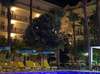 Malibu Garden Resort Hotel تورنگار