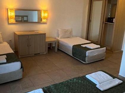Malibu Garden Resort Hotel تورنگار