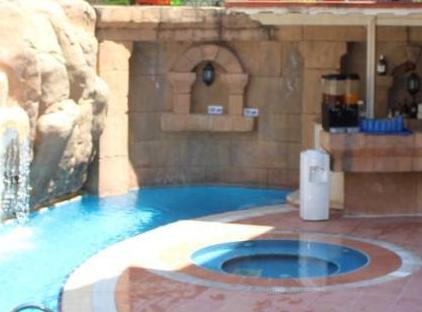 London House Hotel تورنگار